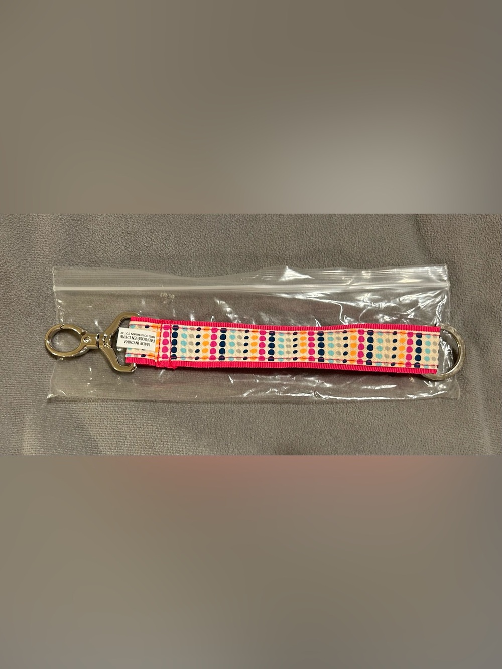 Thirty One Key Fob Multi Color NWT - Picture 2 of 2